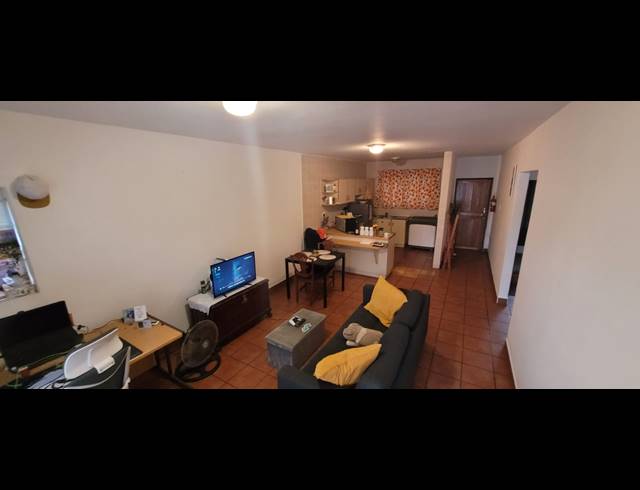 2 BEDROOM APARTMENT RENTED IN PRESTBURY